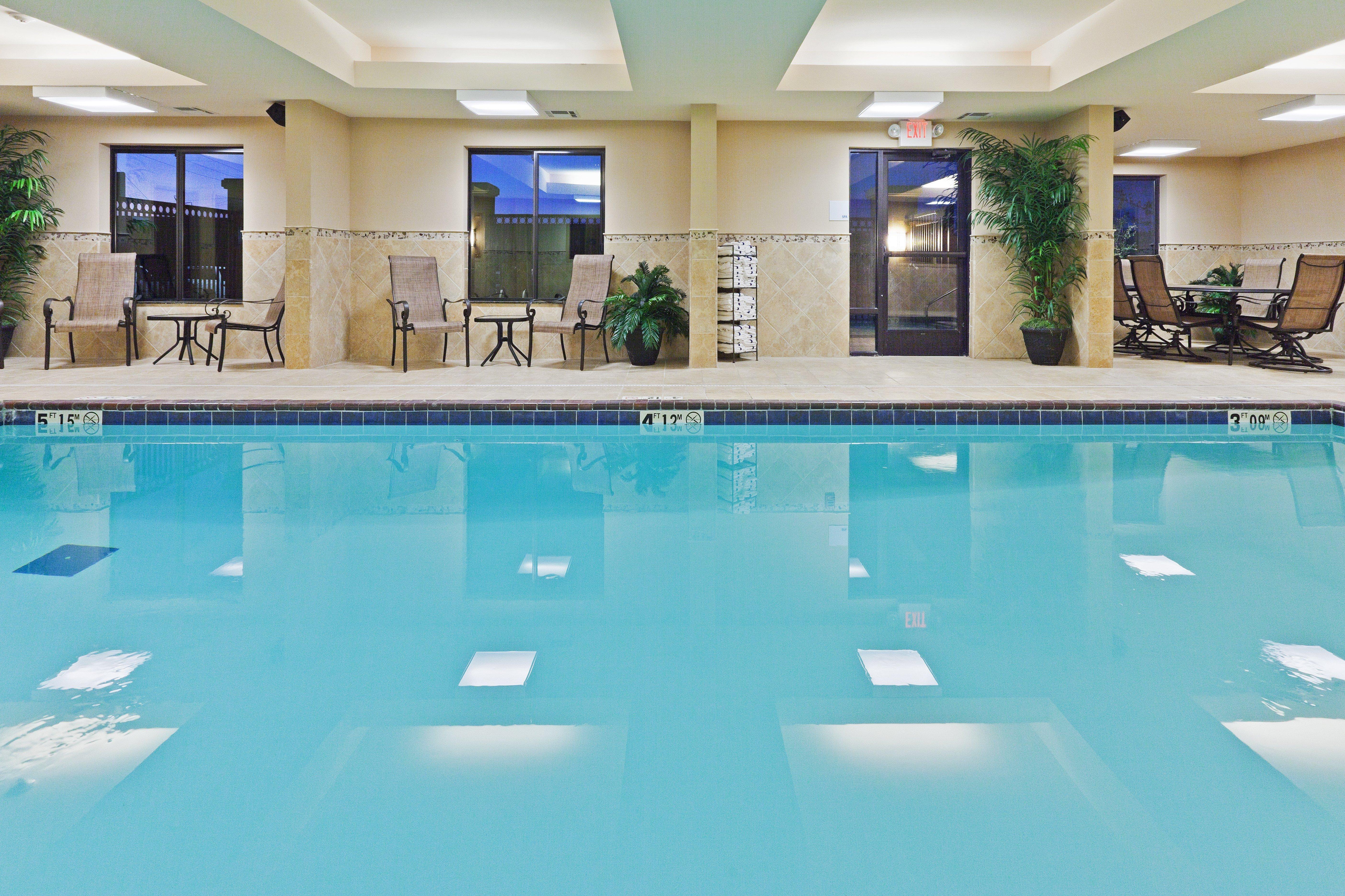 Holiday Inn Express & Suites Poteau By Ihg Bagian luar foto