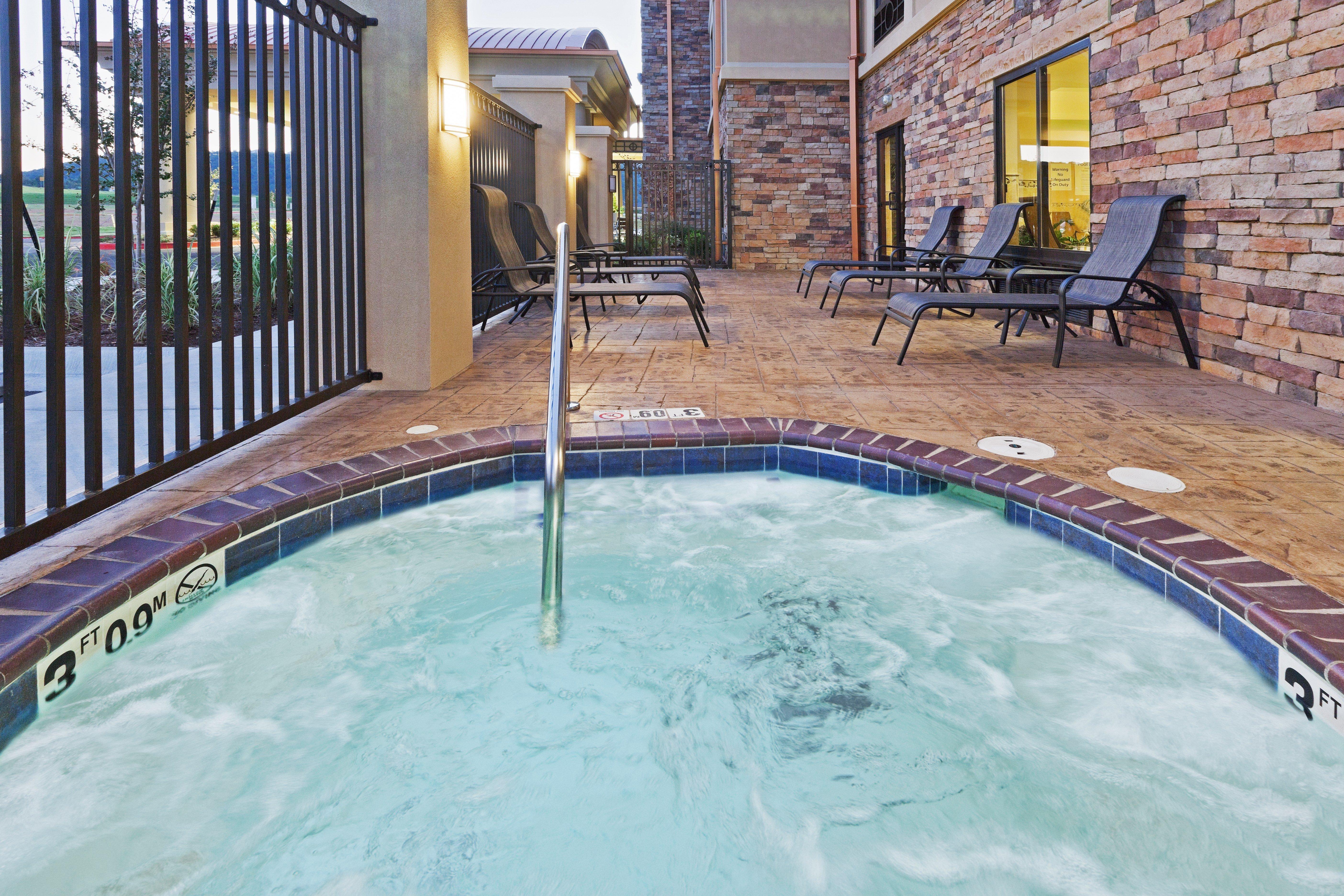 Holiday Inn Express & Suites Poteau By Ihg Bagian luar foto